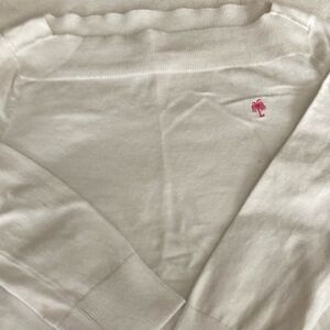 Lilly Pultizer White Summer Sweater with Pink Logo.   Size XS